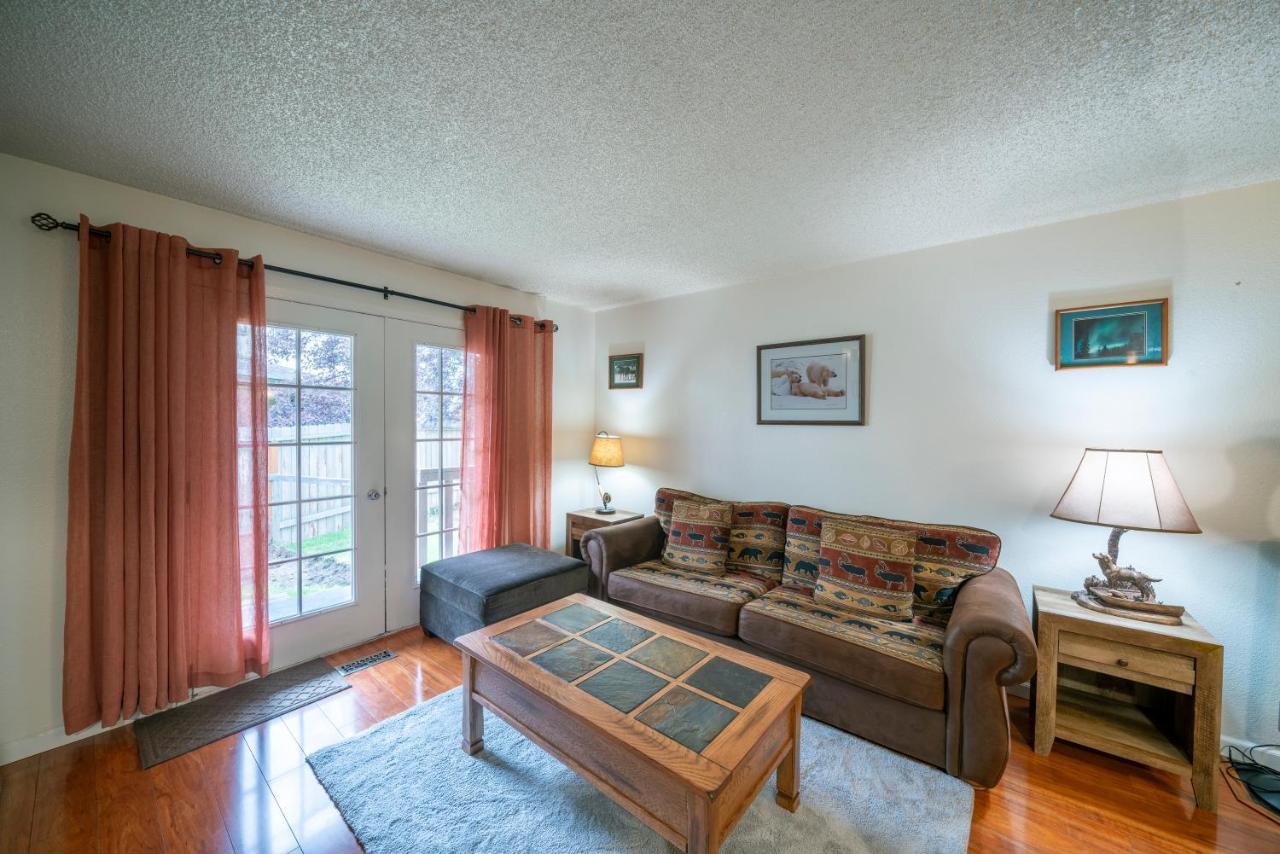 Apartamento Polar Bear Den Anchorage Exterior foto
